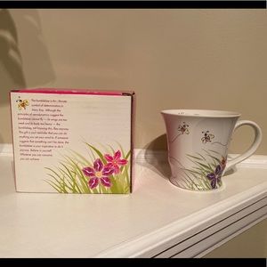 Vintage Mary Kay Bumblebee Mug (2000) NEVER USED *MAKE A OFFER*